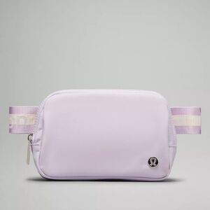 Lululemon Everywhere Belt Bag